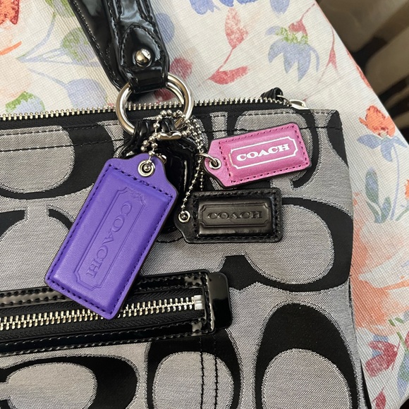 Like New Coach Black Signature Print Purple Interior Shoulder Bag - Picture 6 of 15